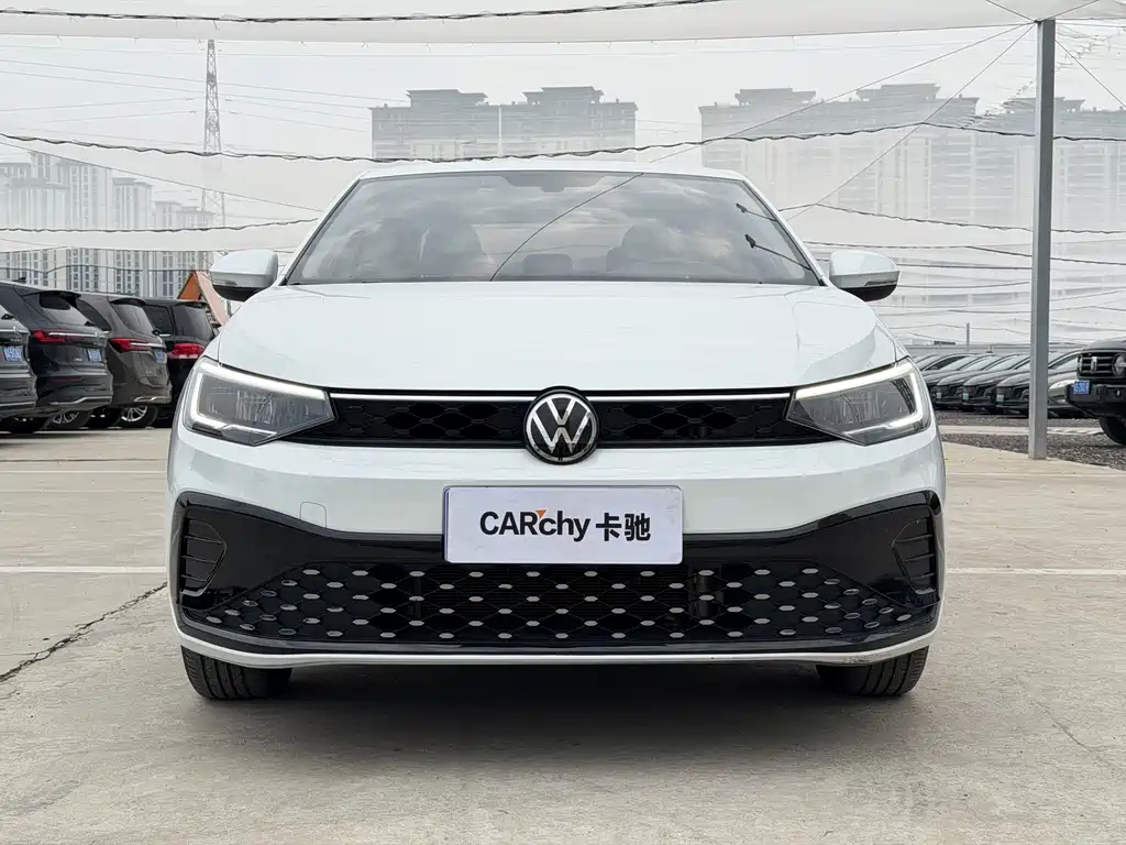 Volkswagen Lavida — миниатюра 2