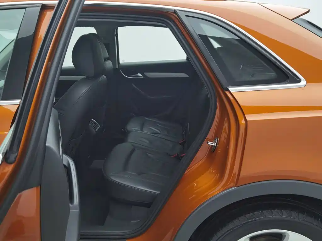 Audi Q3 (Import) — миниатюра 15