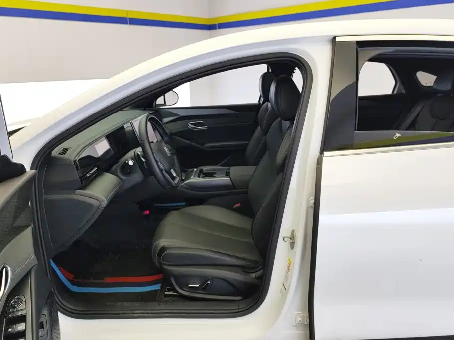 BYD Qin L — миниатюра 9