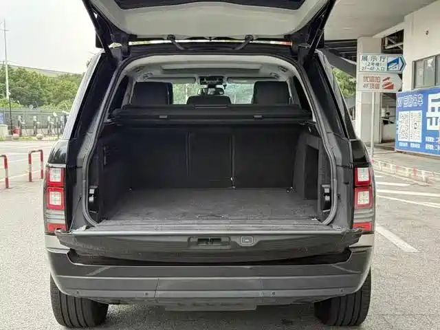 Land Rover Range Rover — миниатюра 21