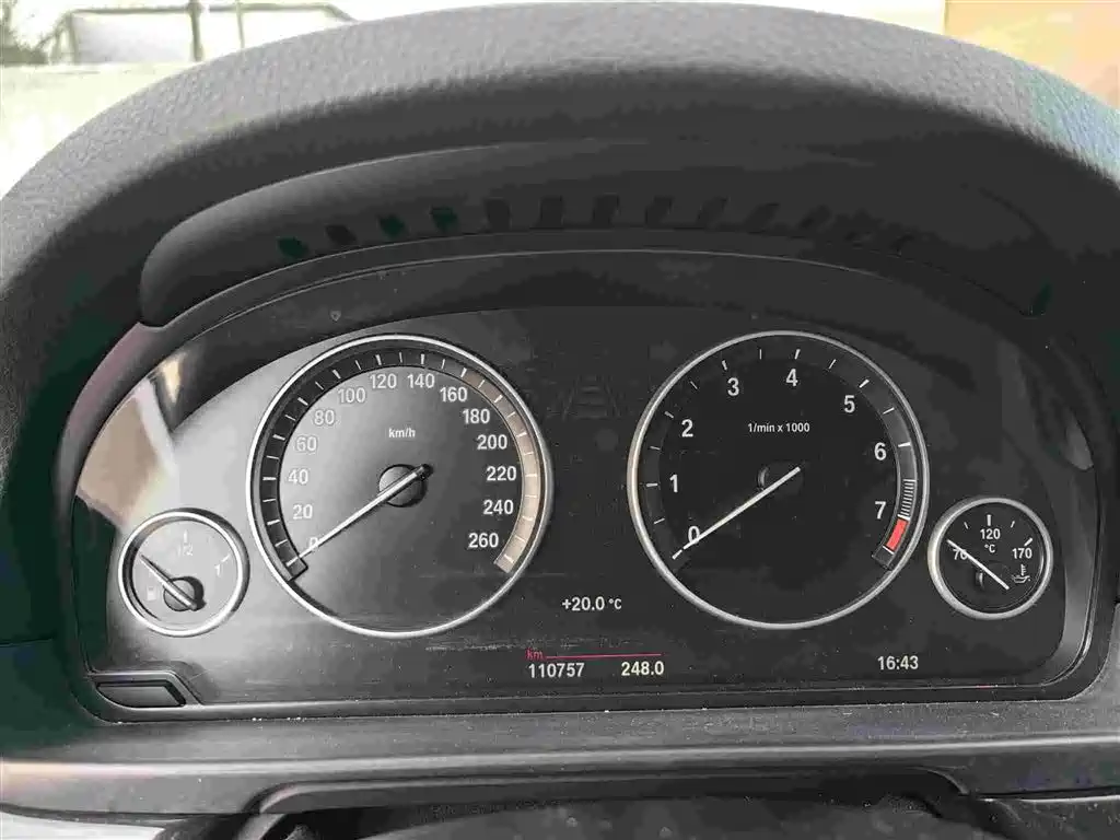 BMW 5 Series (Import) — миниатюра 8