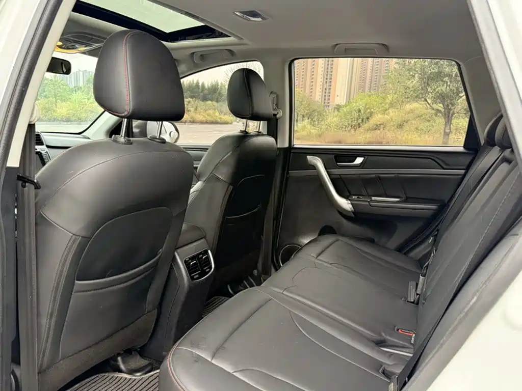Haval M6 — миниатюра 10