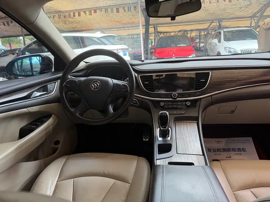Buick LaCrosse — миниатюра 5