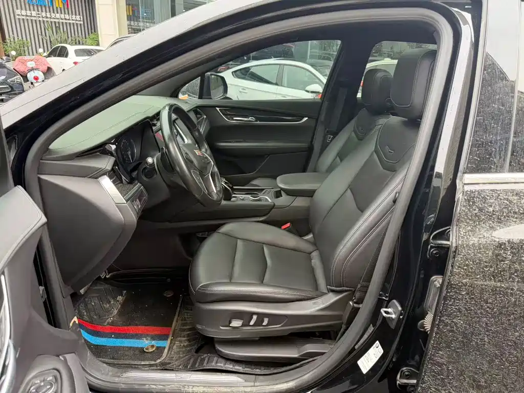 Cadillac XT5 — миниатюра 4