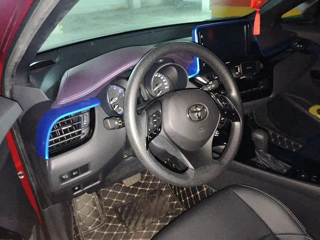 Toyota IZOA — миниатюра 3