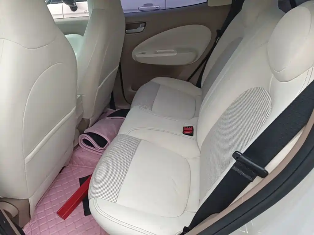 Wuling MINIEV — миниатюра 17