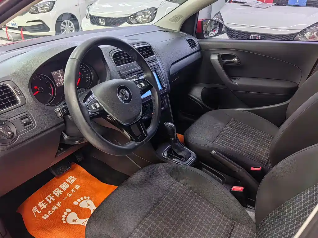 Volkswagen Polo — миниатюра 3