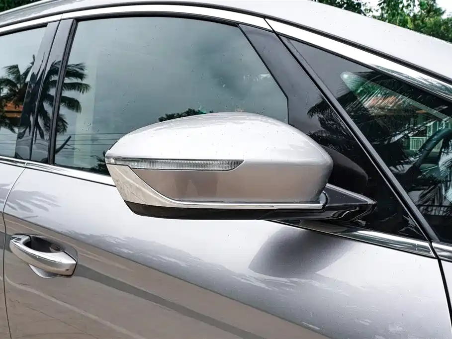 Geely Jia Ji New Energy — миниатюра 21