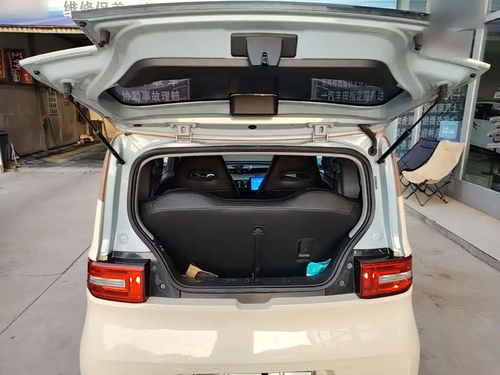 Wuling MINIEV — миниатюра 19