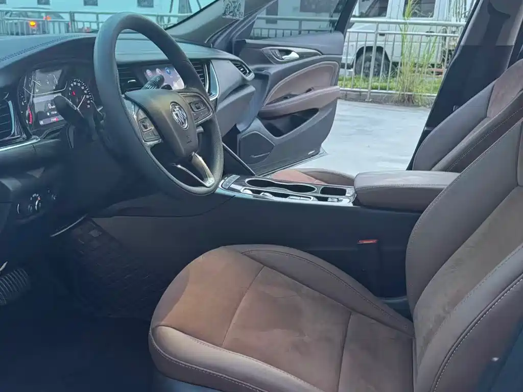 Buick Regal — миниатюра 7