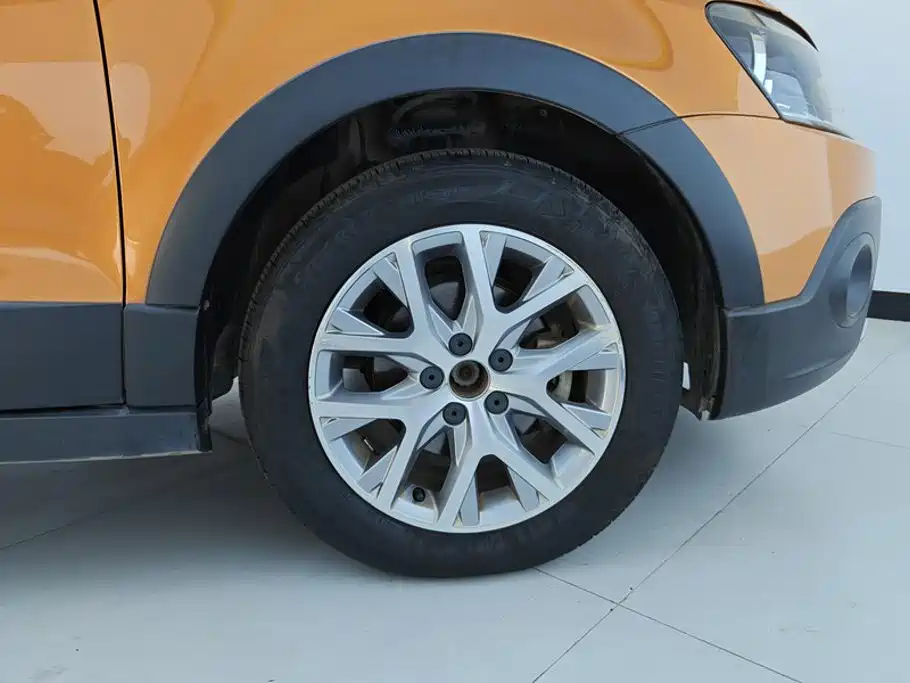 Volkswagen Polo — миниатюра 6