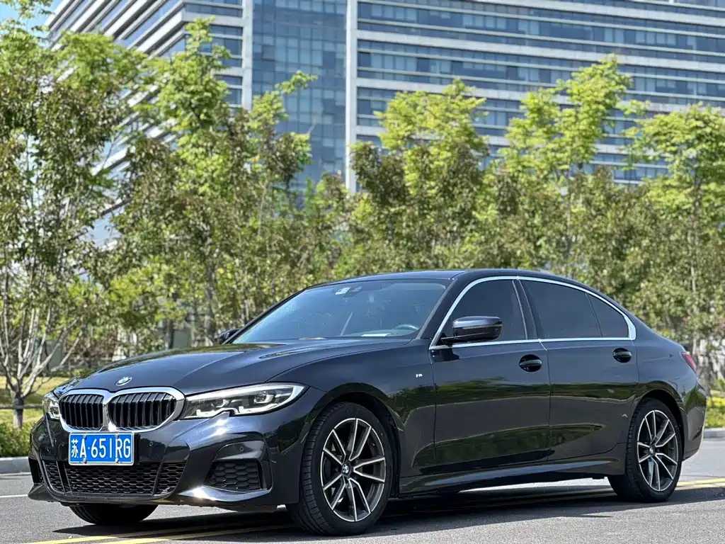 Купить BMW 3 Series