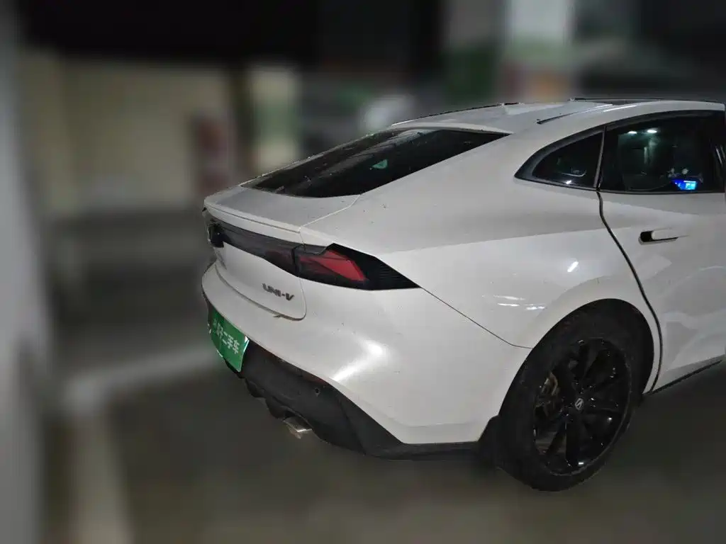 Changan UNI-V — миниатюра 5