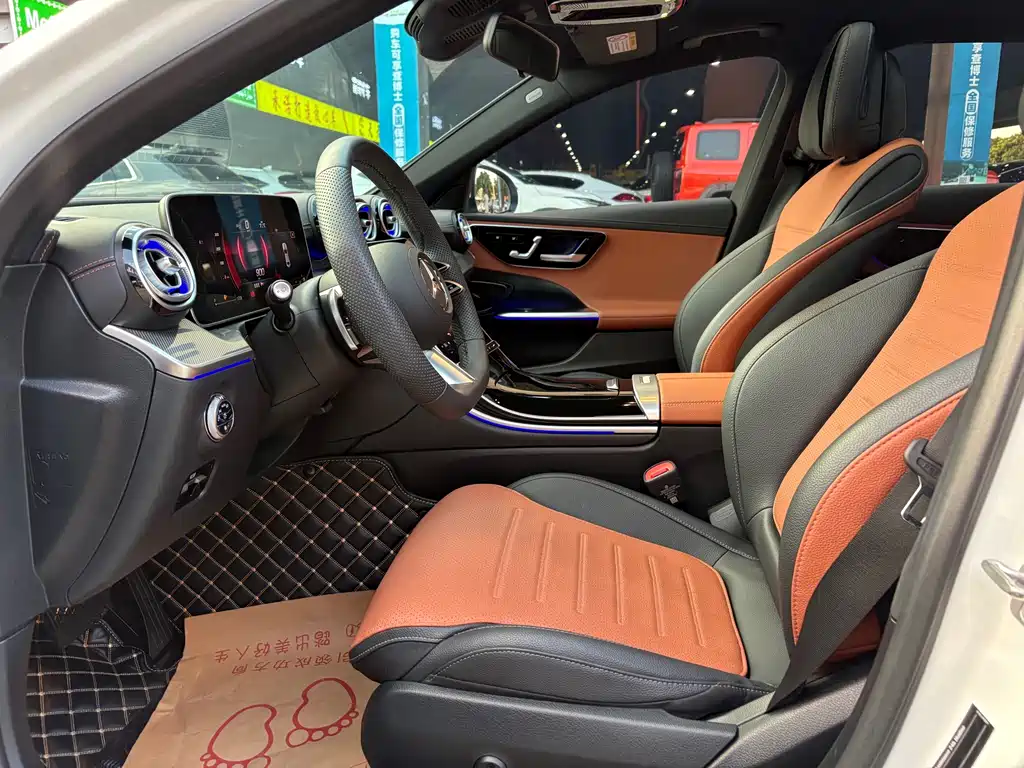 Mercedes-Benz C-Class — миниатюра 11