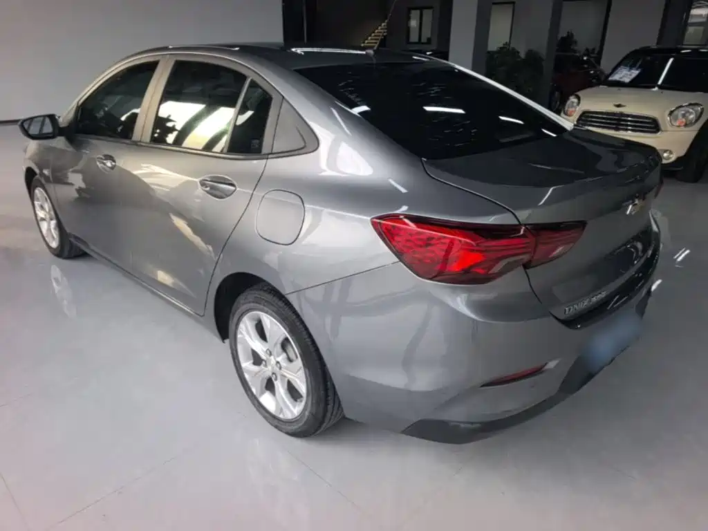 Chevrolet Cavalier — миниатюра 5