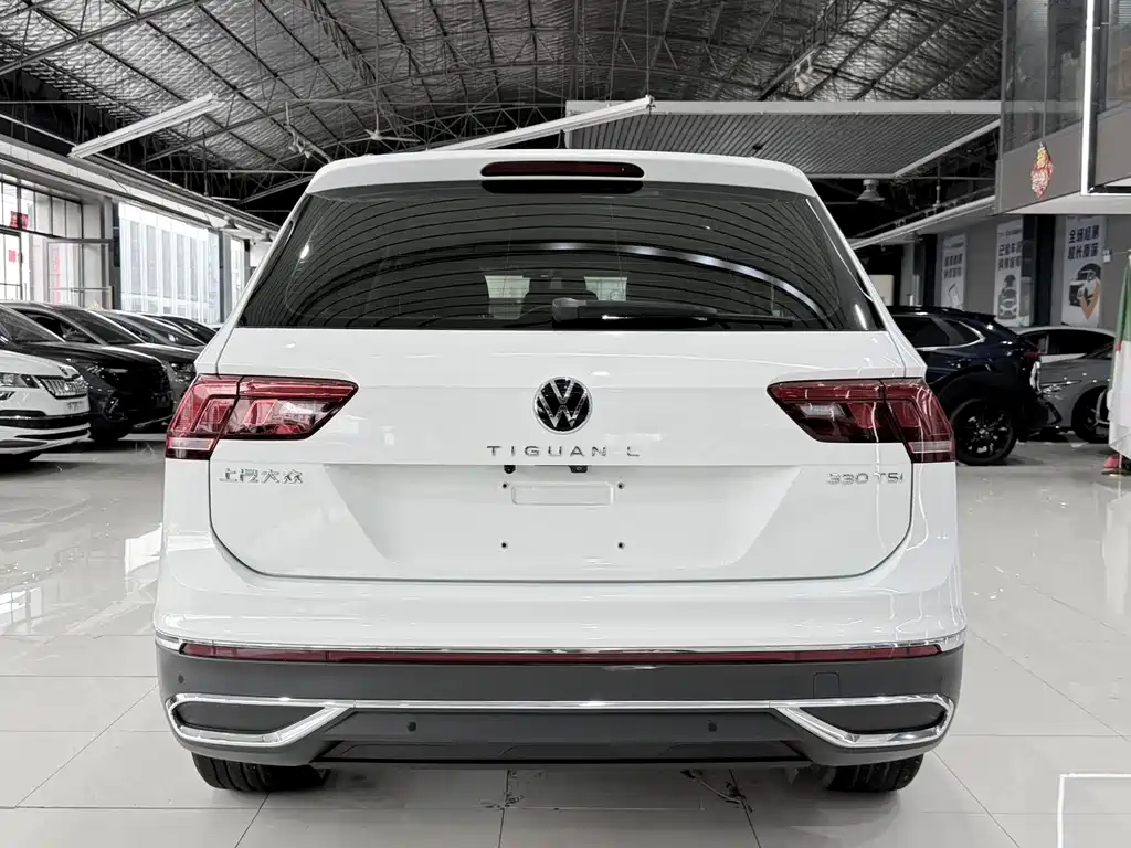 Volkswagen Tiguan L — миниатюра 14