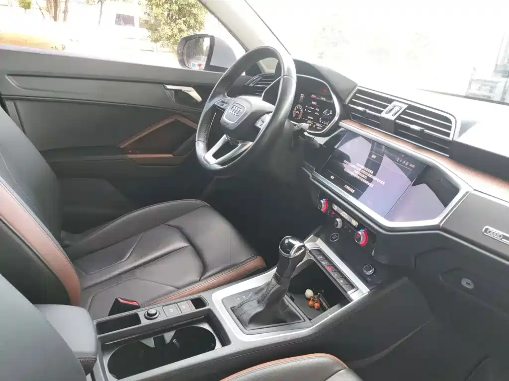 Audi Q3 — миниатюра 13