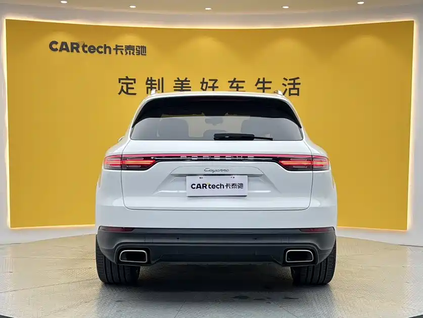 Porsche Cayenne — миниатюра 5