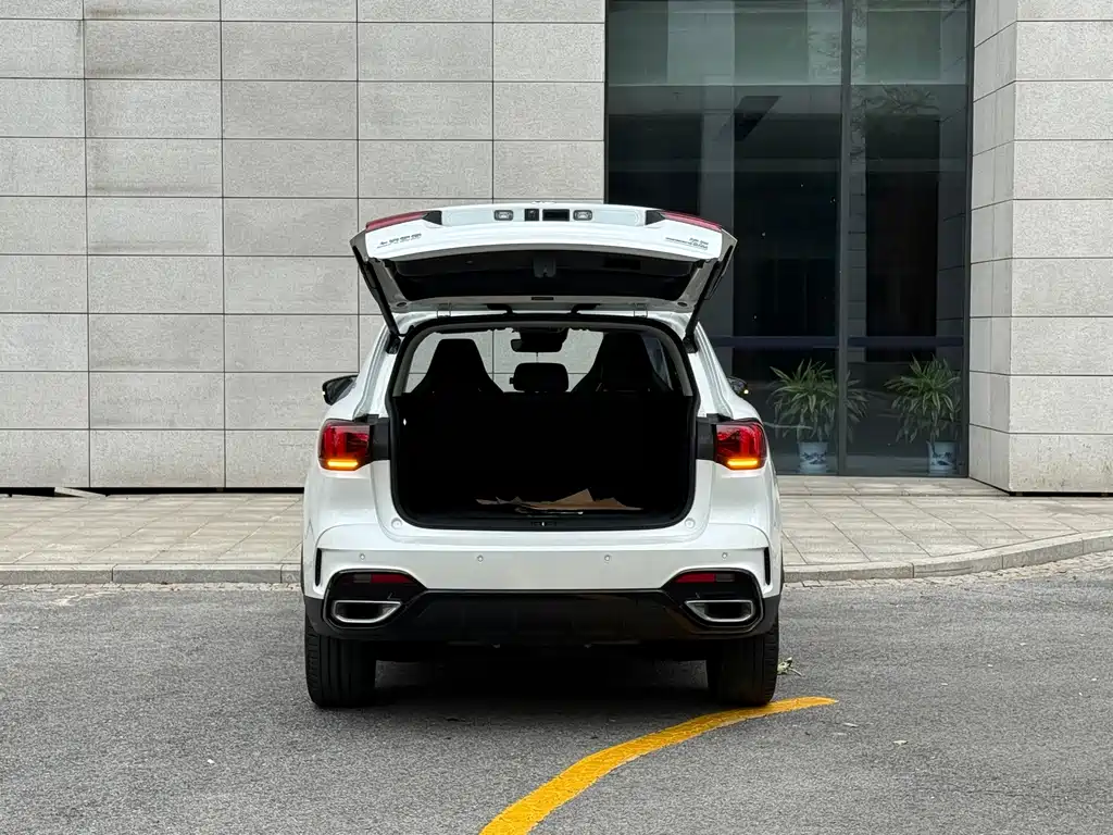MG Pilot Hybrid — миниатюра 18