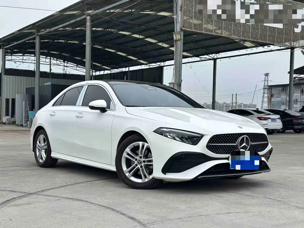 Mercedes-Benz A-Class — миниатюра 3