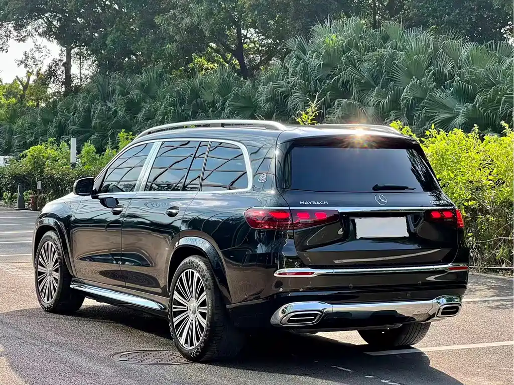 Mercedes-Benz GLS — миниатюра 18