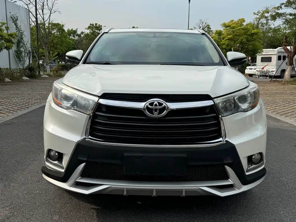 Toyota Highlander 2015