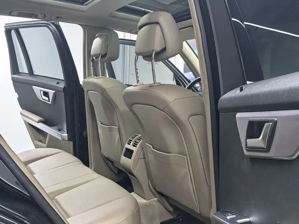 Mercedes-Benz GLK 2011 GLK 300 4MATIC Luxury