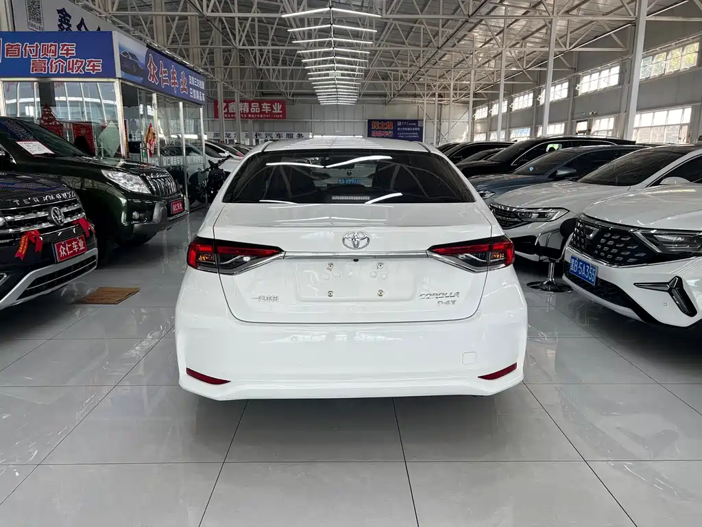 Toyota Corolla — миниатюра 8