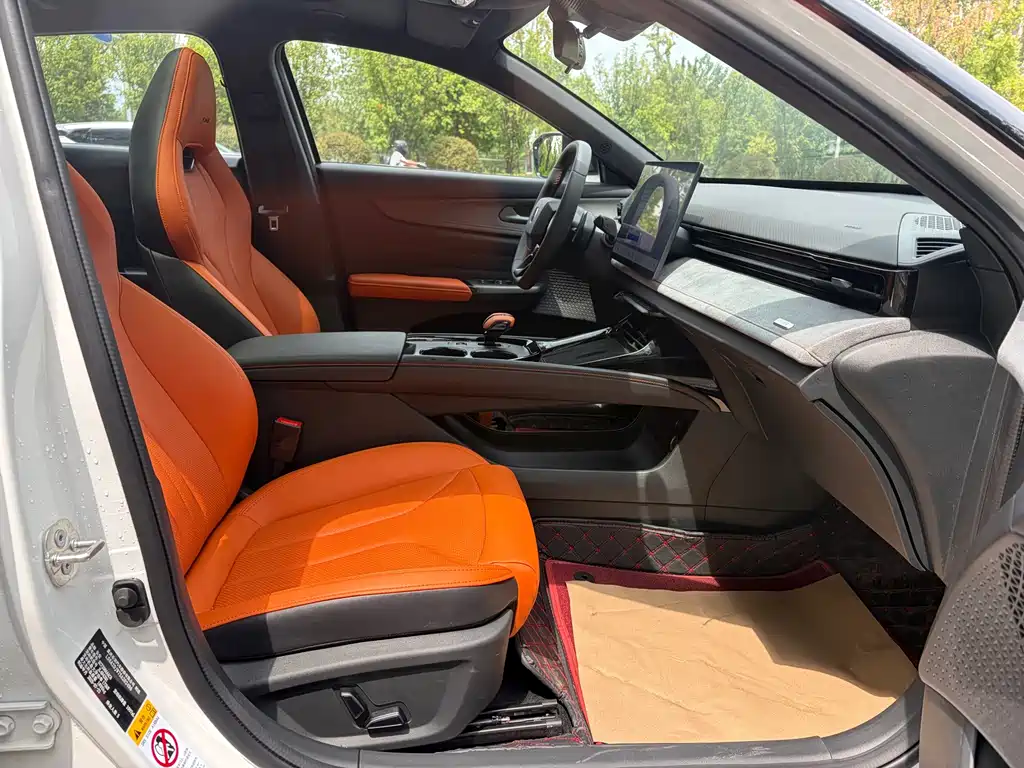 Changan UNI-V — миниатюра 7