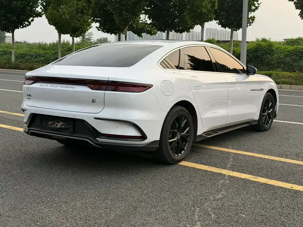 BYD Han — миниатюра 8