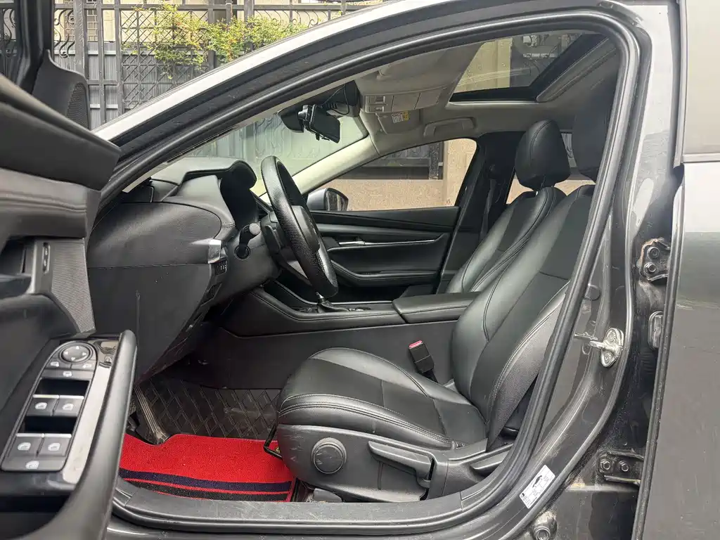 Mazda 3 Axela — миниатюра 5