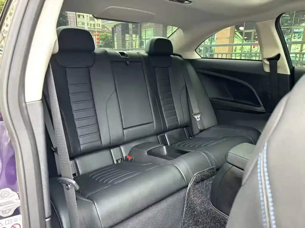 BMW 2 Series (Import) — миниатюра 4