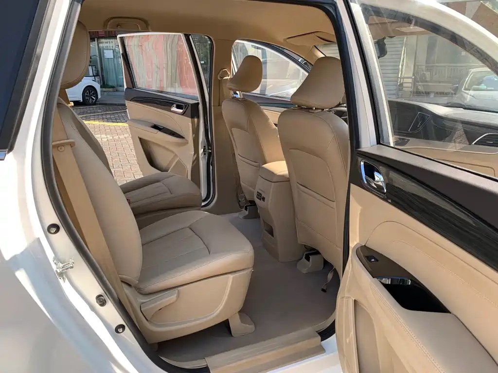 Baojun 730 — миниатюра 11