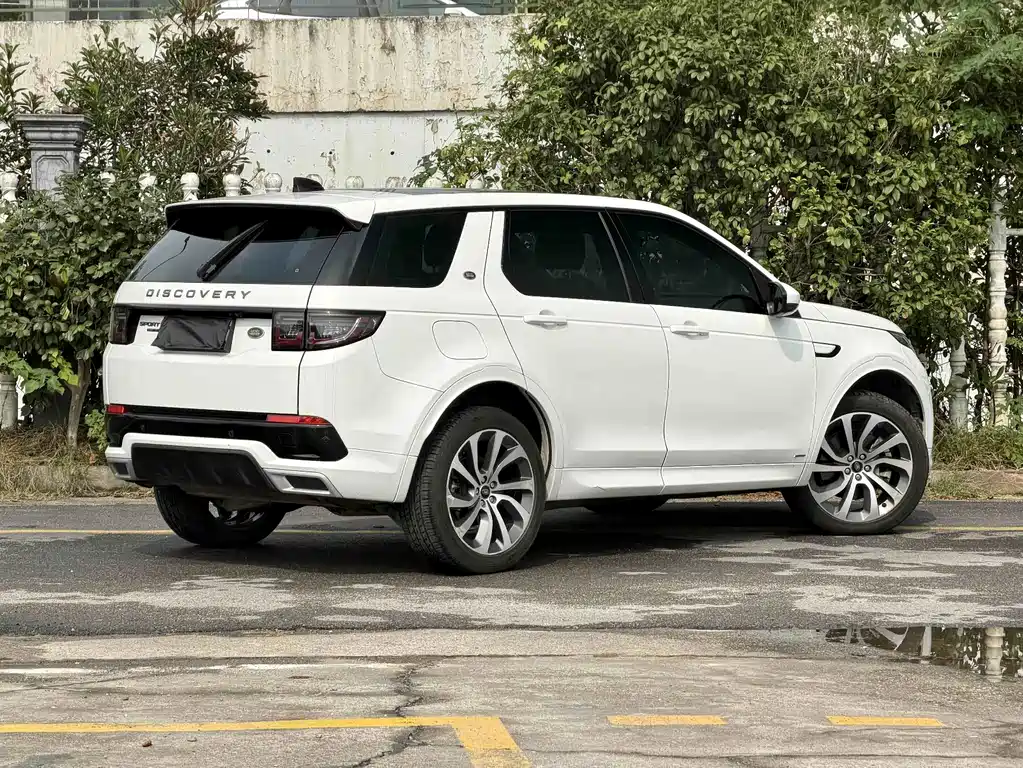 Land Rover Discovery Sport — миниатюра 4