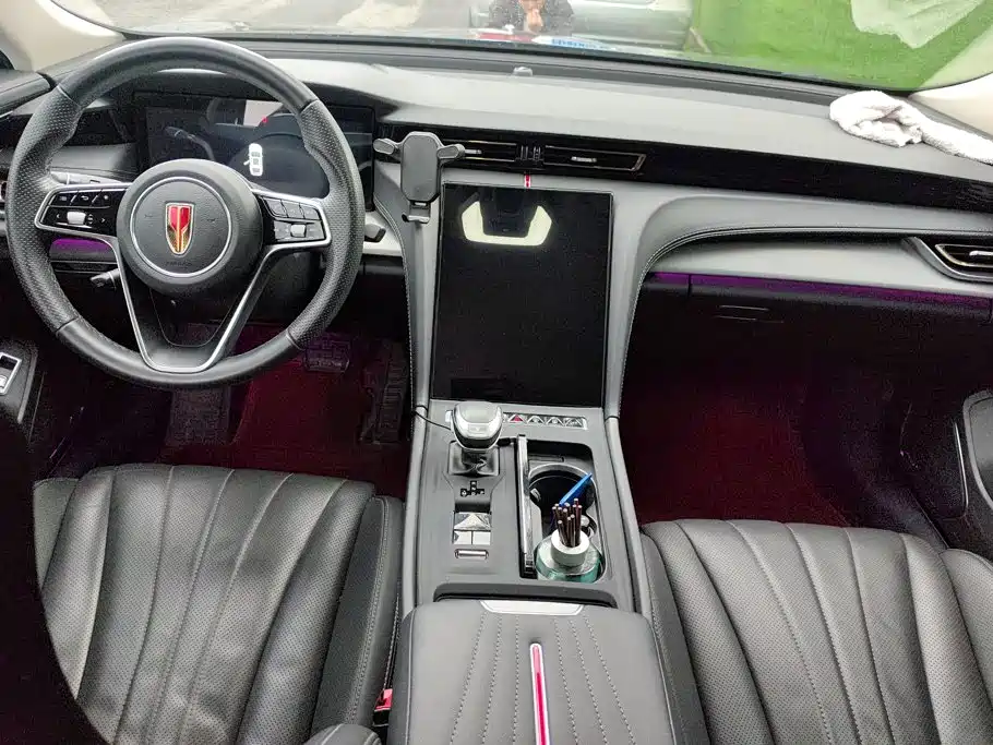Hongqi Hongqi H5 — миниатюра 12