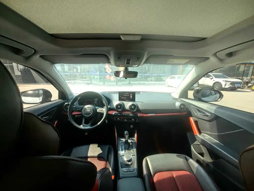Audi Q2L 2018 35 TFSI Fashion VI