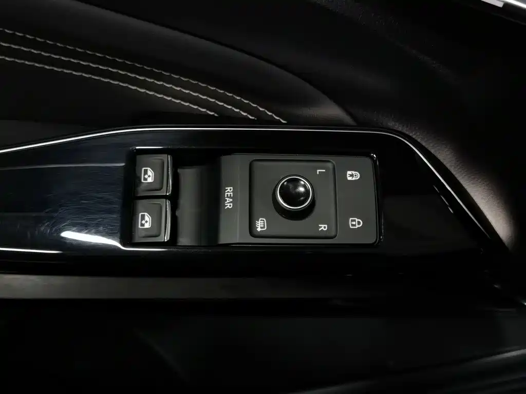 Volkswagen ID.4 Crozz — миниатюра 9