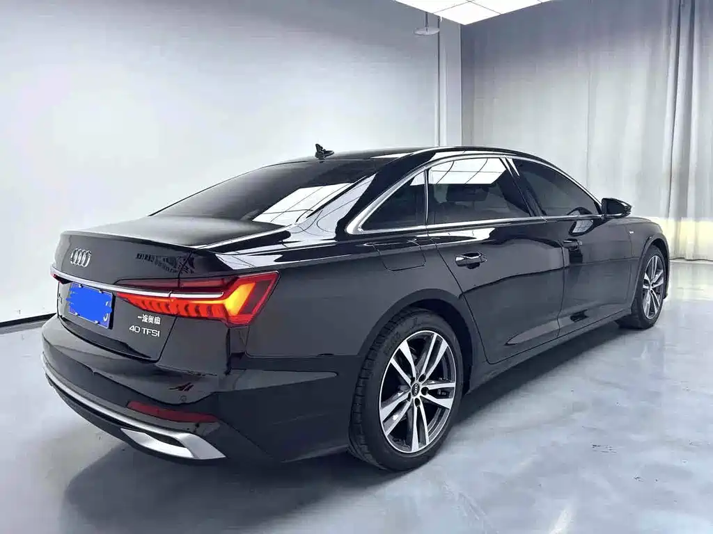 Audi A6L 2024 — фото 2