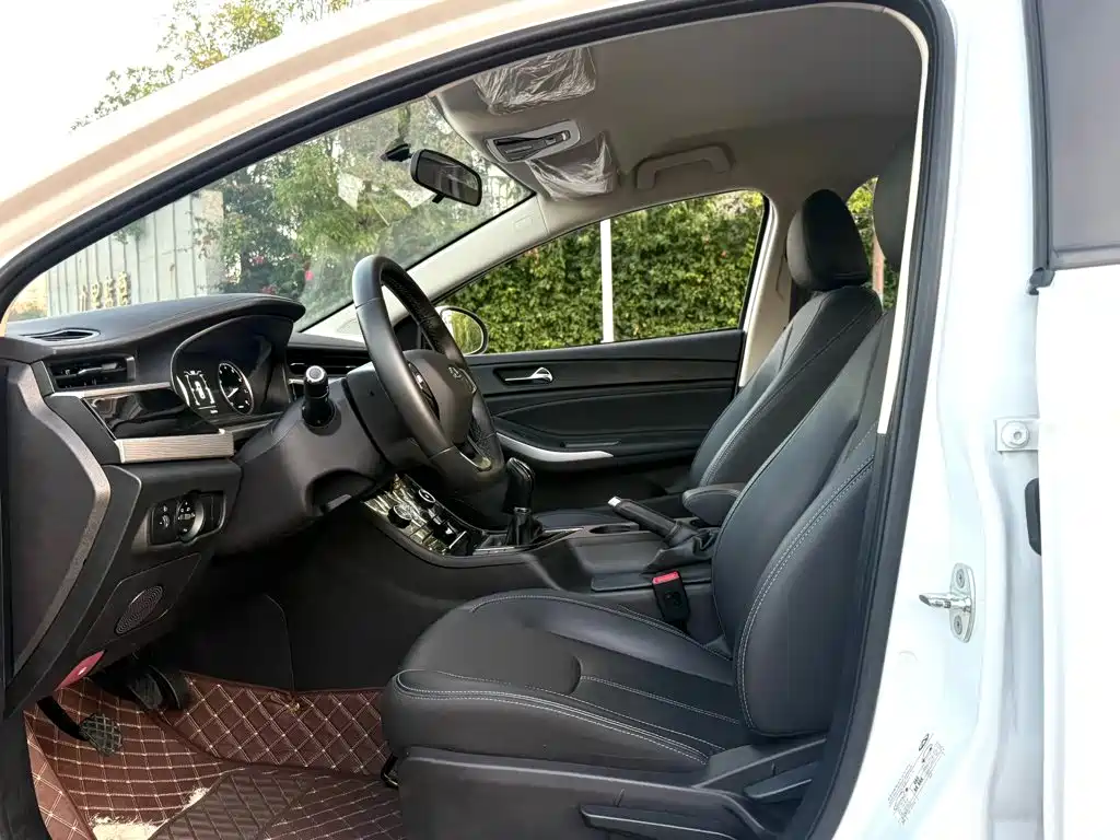 Chery Arrizo 5 — миниатюра 4