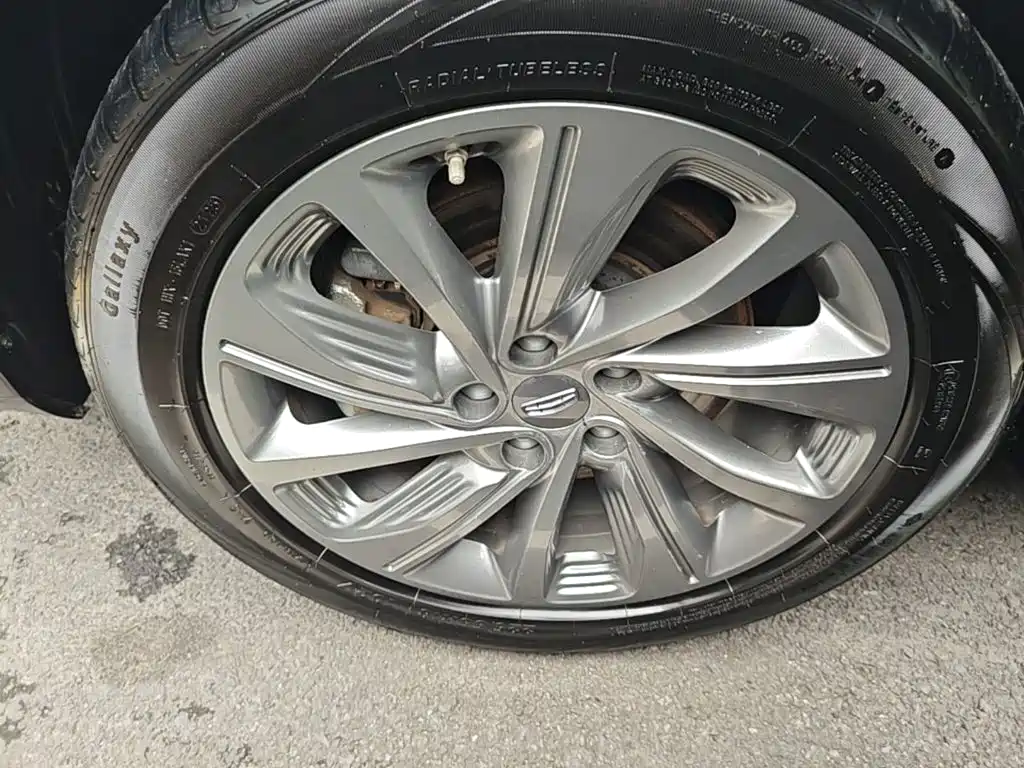 Geely Jia Ji New Energy — миниатюра 21