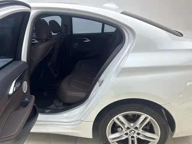 BMW 1 Series — миниатюра 17