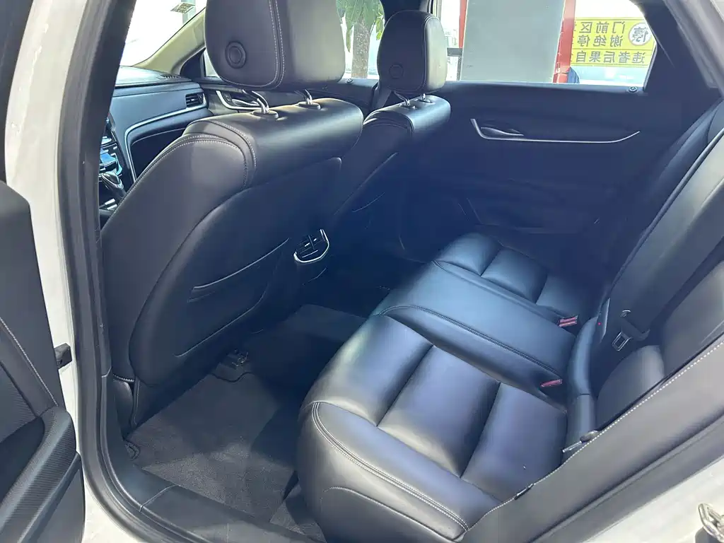 Cadillac XTS — миниатюра 15
