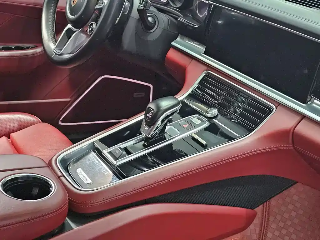 Porsche Panamera — миниатюра 8