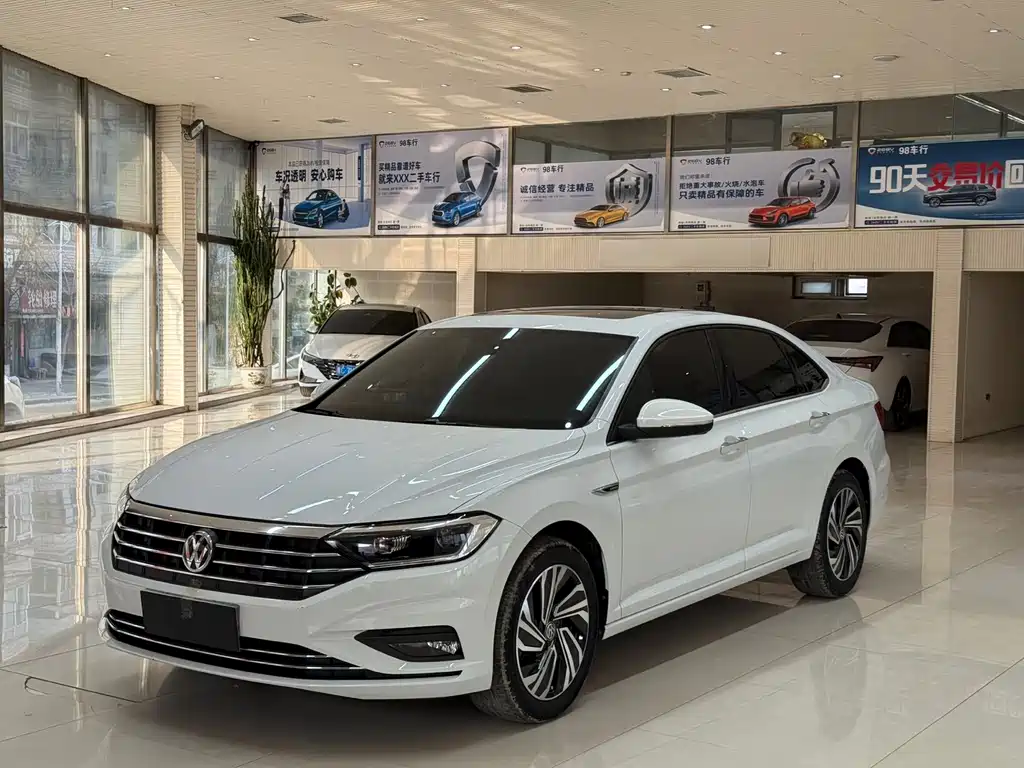 Volkswagen Sagitar 2022