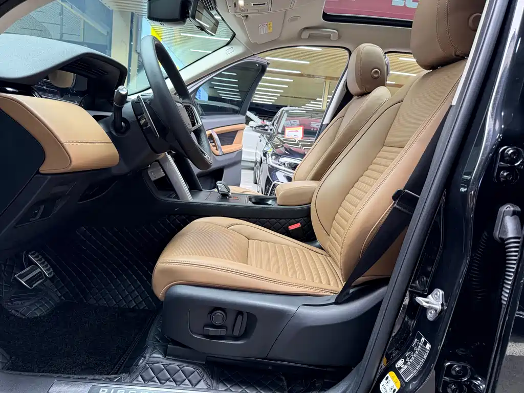 LAND ROVER DISCOVER SPORTS