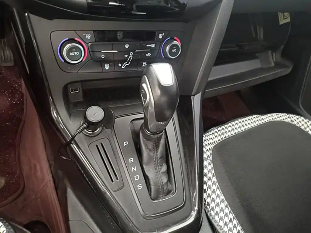 Ford Focus — миниатюра 19