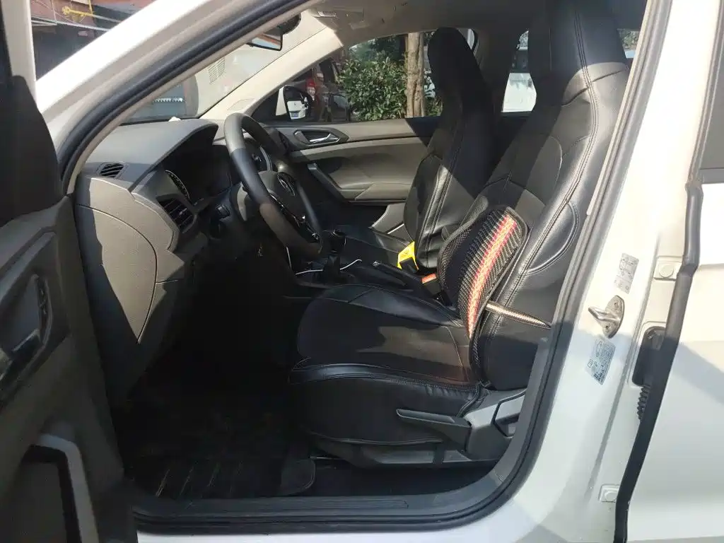 Volkswagen T-Cross — миниатюра 11