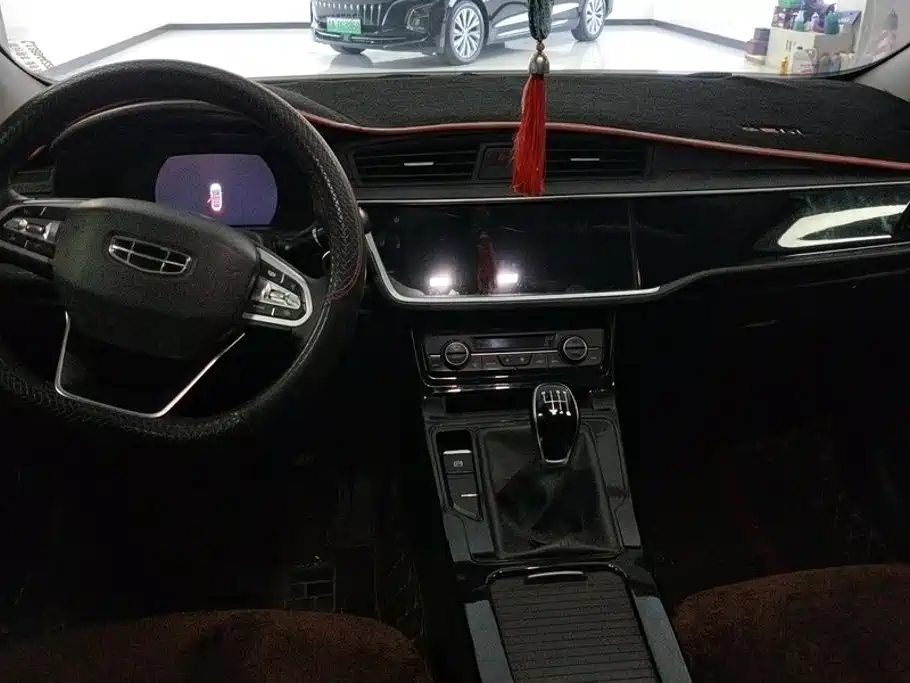 Geely Emgrand GL — миниатюра 12