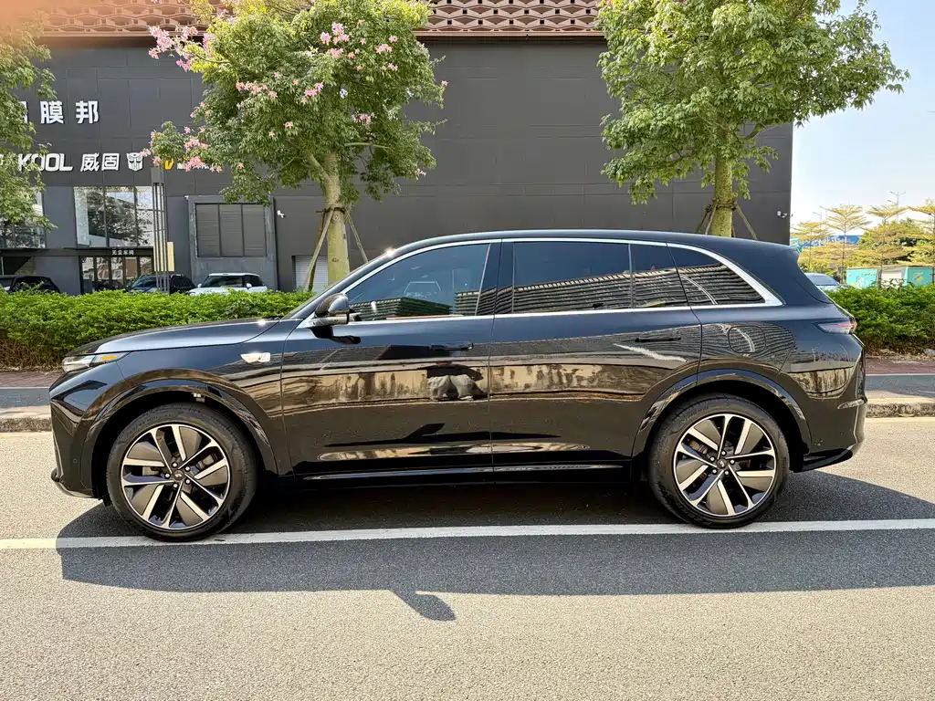 Li Auto Li L7 — миниатюра 5
