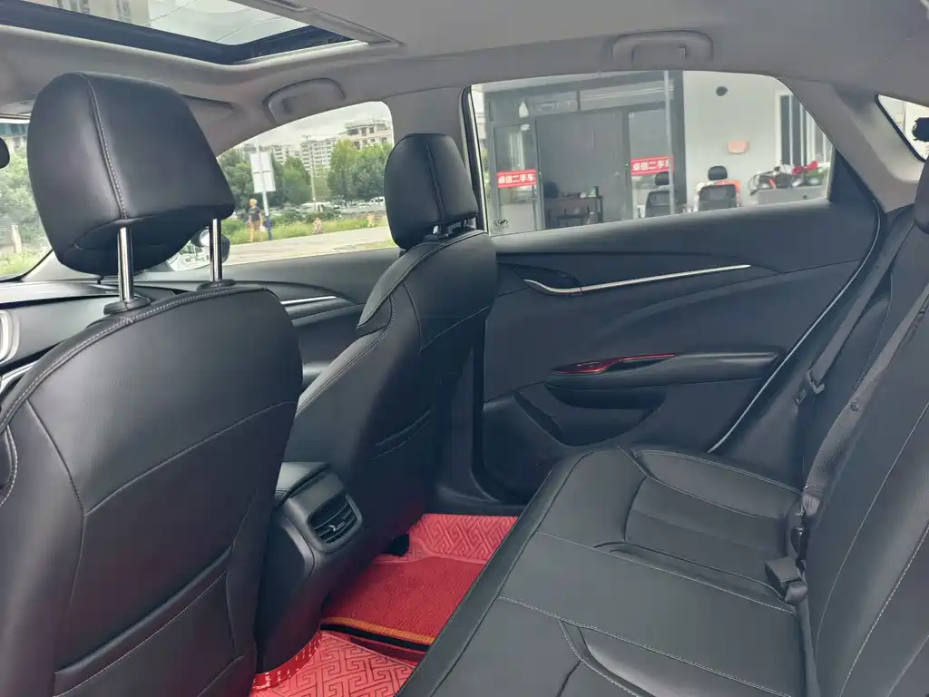 Buick Excelle — миниатюра 13